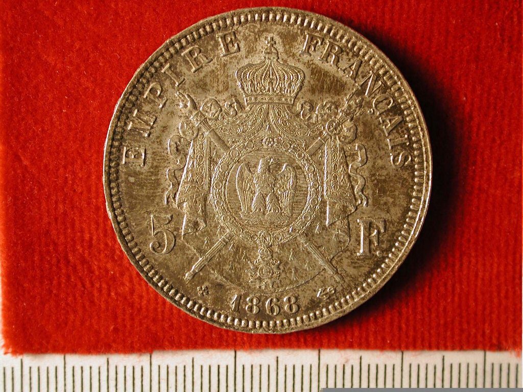 Avers du 5 francs Napoléon III tête laurée 1868 : profil impérial couronné de lauriers, atelier de Paris.