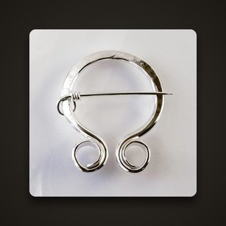Broche
